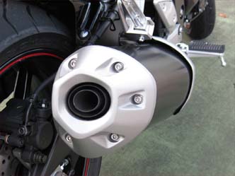 FZ1マフラー2