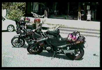 木曽福島辺りでエンジンストップで休憩中